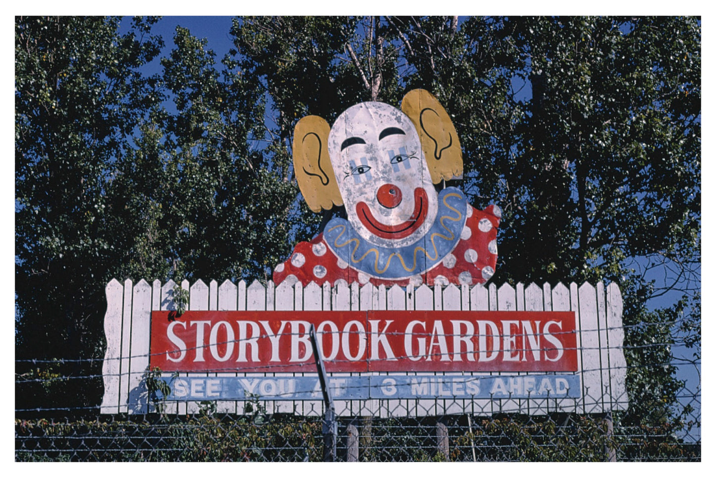 STORYBOOK GARDENS POSTAL CARD